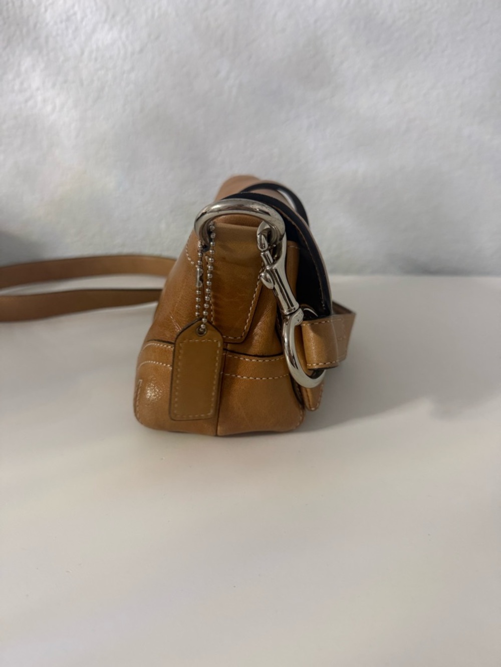 Coach Vintage Soho Crossbody Shoulder Bag Beige Tan Camel Leather - Picture 5 of 10